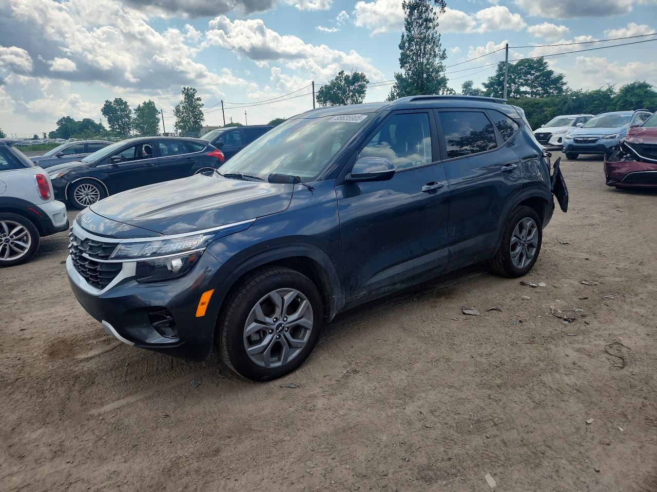 2026 KIA SELTOS LX