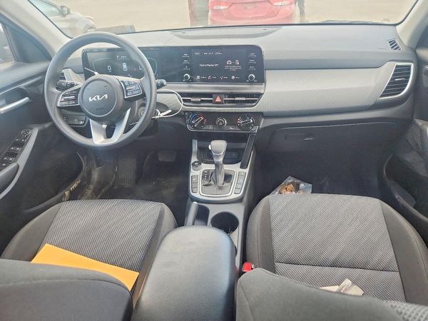 2026 KIA SELTOS LX
