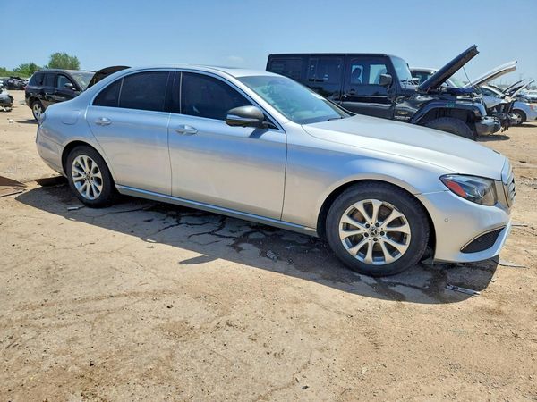 2017 MERCEDES-BENZ E E300-4M