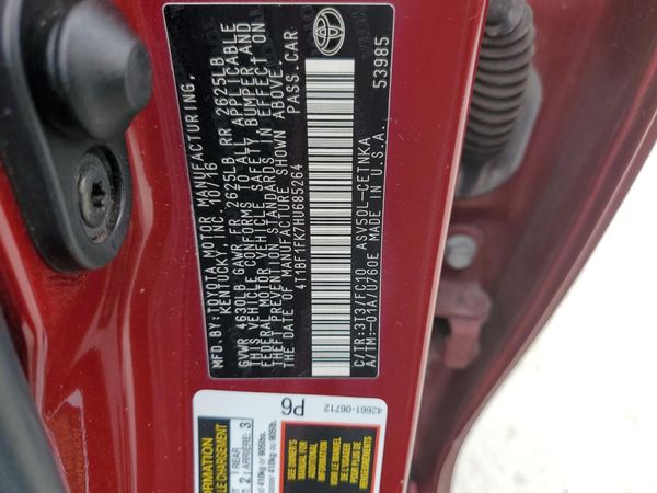 2017 TOYOTA CAMRY