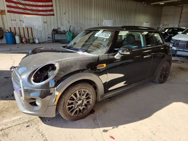 2017 MINI COOPER
