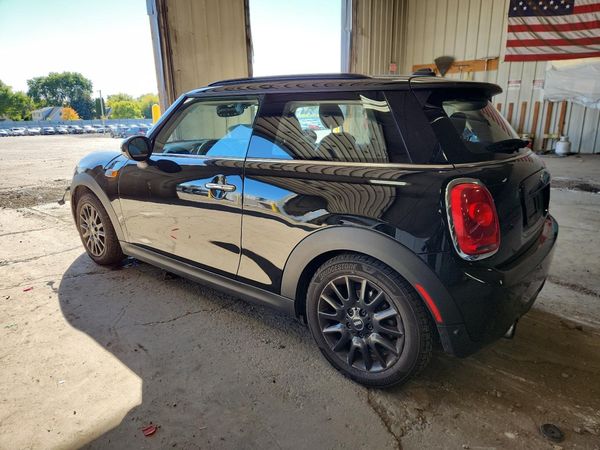 2017 MINI COOPER
