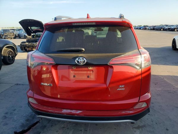 2017 TOYOTA RAV4 SE