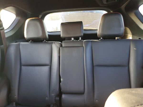 2017 TOYOTA RAV4 SE