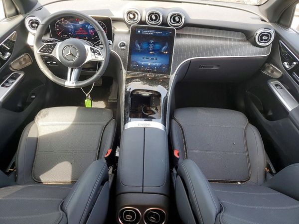 2025 MERCEDES-BENZ GLC