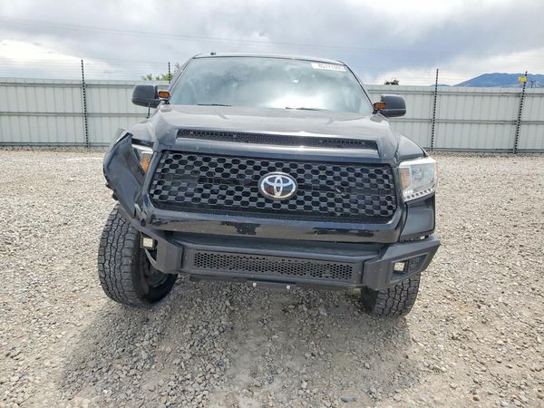 2016 TOYOTA TUNDRA Limited