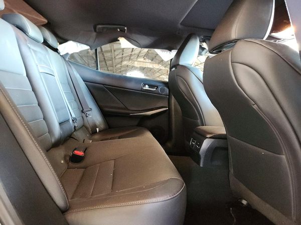 2019 LEXUS IS 350