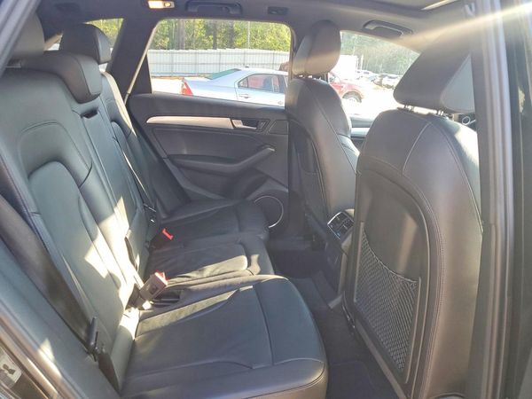 2017 AUDI Q5 quattro Premium Plus