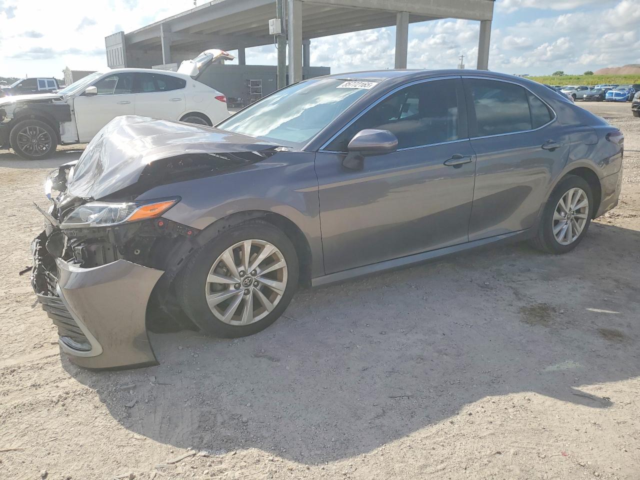 2023 TOYOTA CAMRY