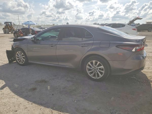 2023 TOYOTA CAMRY