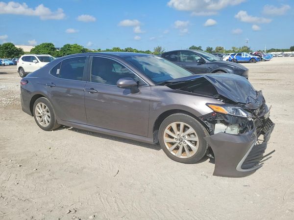 2023 TOYOTA CAMRY