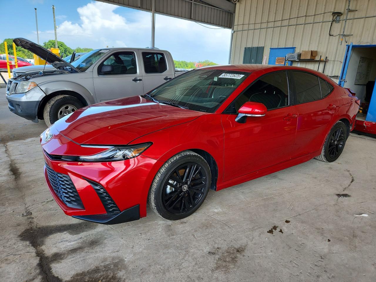 2025 TOYOTA CAMRY
