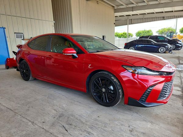 2025 TOYOTA CAMRY