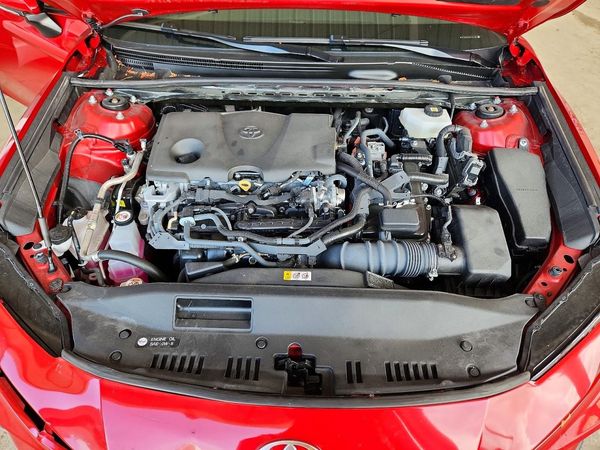 2025 TOYOTA CAMRY