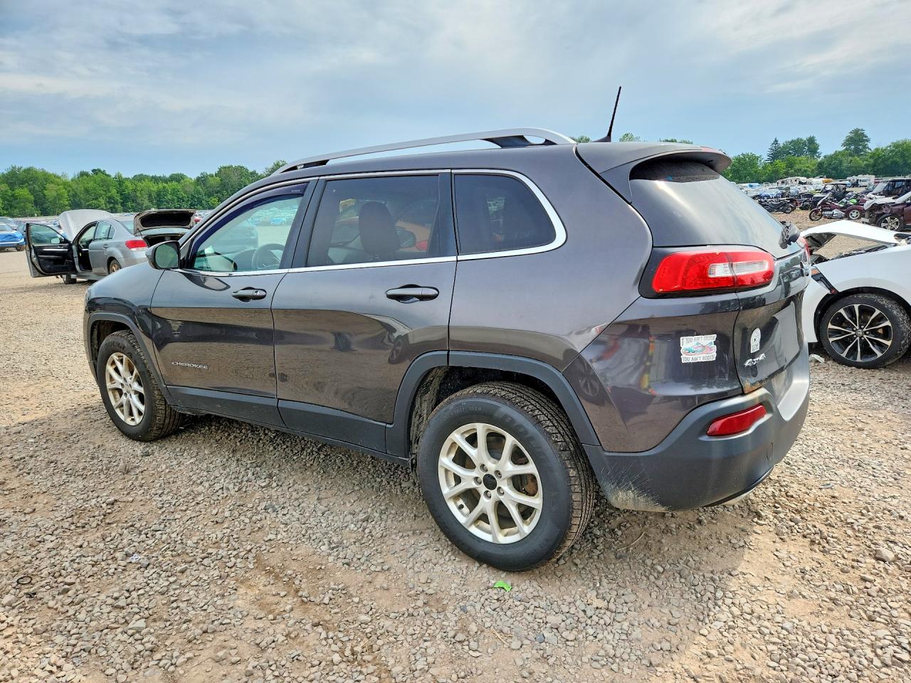 2016 JEEP CHEROKEE LATITUDE 4X4