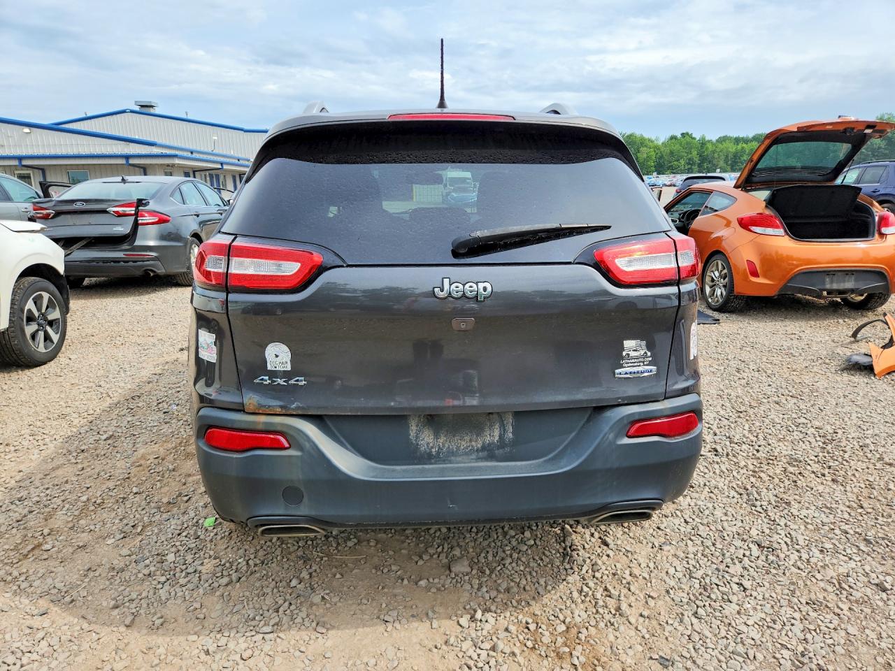 2016 JEEP CHEROKEE LATITUDE 4X4