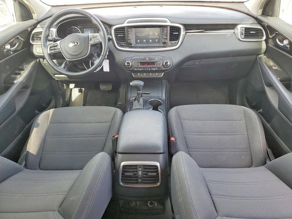 2020 KIA SORENTO L, LX, S