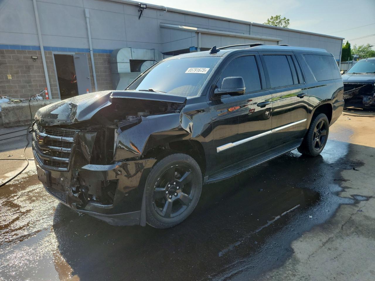 2018 CADILLAC ESCALADE ESV Luxury