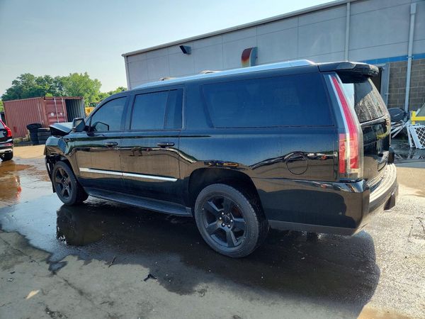 2018 CADILLAC ESCALADE ESV Luxury