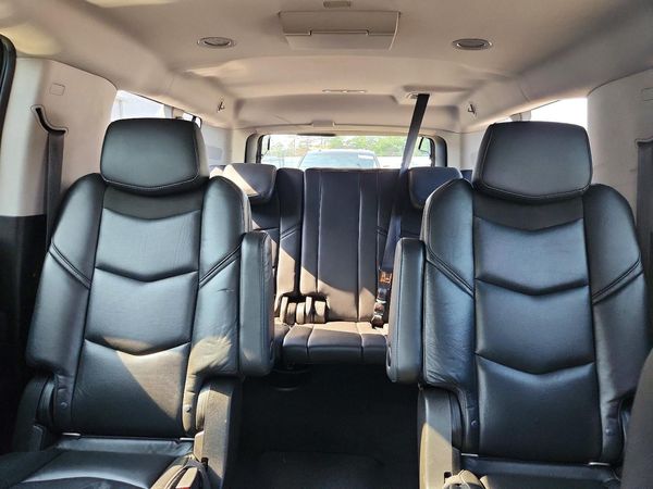 2018 CADILLAC ESCALADE ESV Luxury