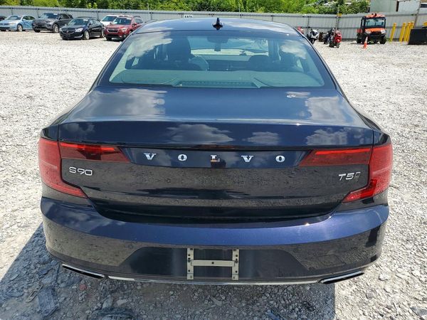2019 VOLVO S90