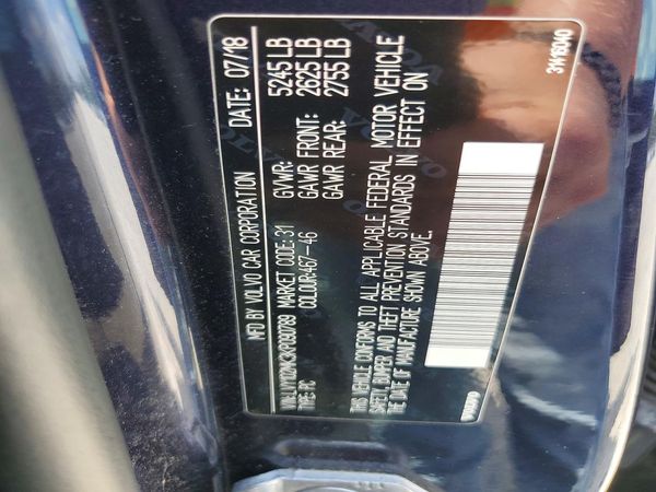 2019 VOLVO S90