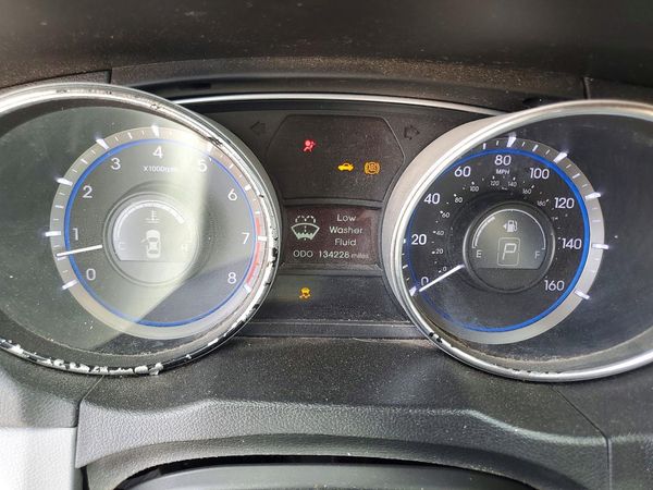2014 HYUNDAI SONATA
