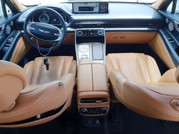 2021 GENESIS GV80