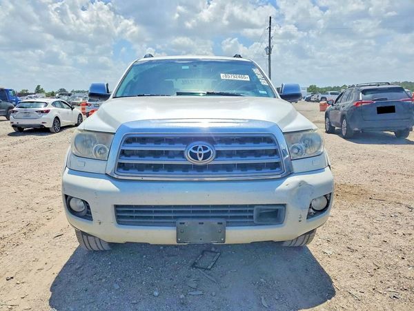 2017 TOYOTA SEQUOIA Platinum Grade