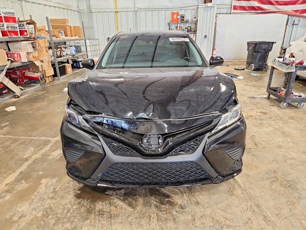 2020 TOYOTA CAMRY