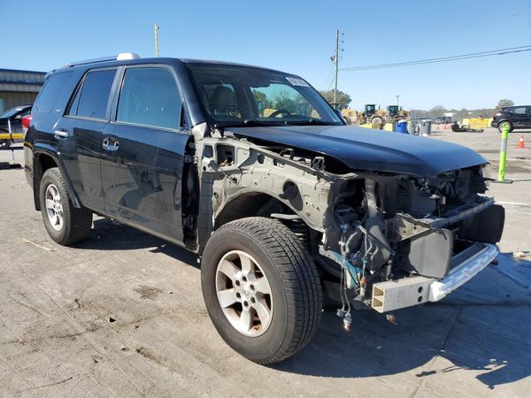 2013 TOYOTA 4RUNNER — Passenger 3/4