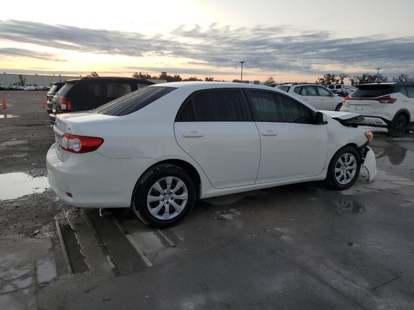 2012 TOYOTA COROLLA