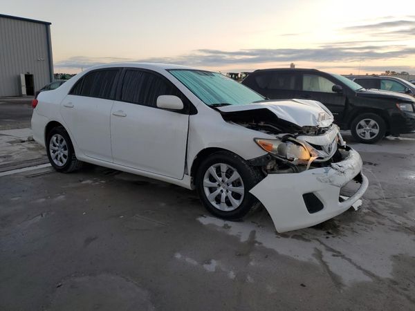 2012 TOYOTA COROLLA
