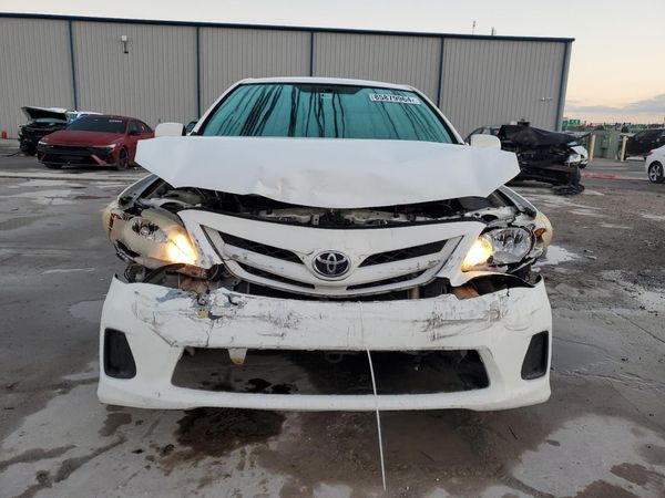 2012 TOYOTA COROLLA