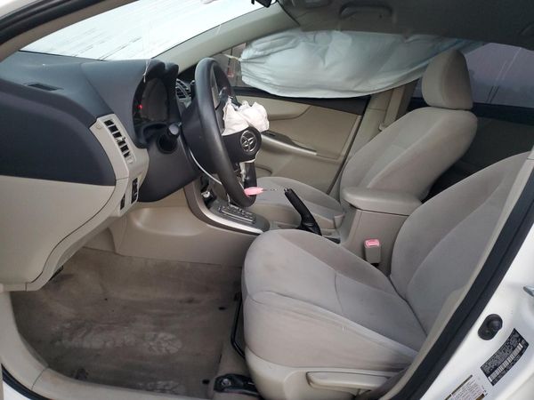 2012 TOYOTA COROLLA