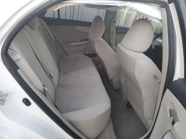 2012 TOYOTA COROLLA