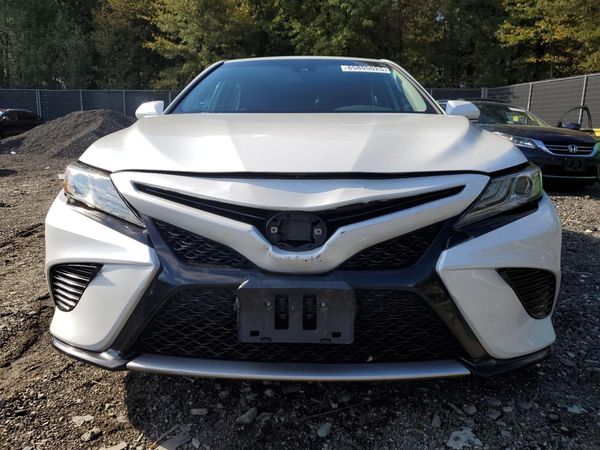 2019 TOYOTA CAMRY XSE