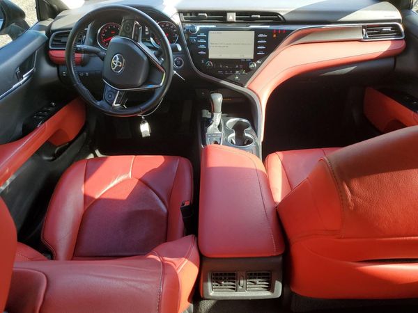 2019 TOYOTA CAMRY XSE