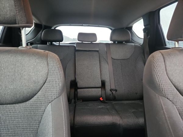 2019 HYUNDAI SANTA FE SE