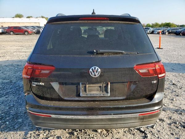 2018 VOLKSWAGEN TIGUAN SE, SEL