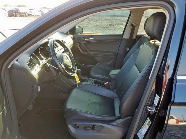 2018 VOLKSWAGEN TIGUAN SE, SEL