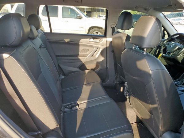 2018 VOLKSWAGEN TIGUAN SE, SEL