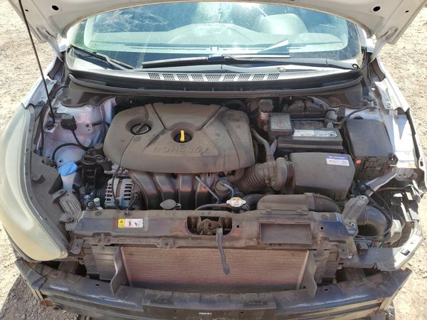 2015 HYUNDAI ELANTRA
