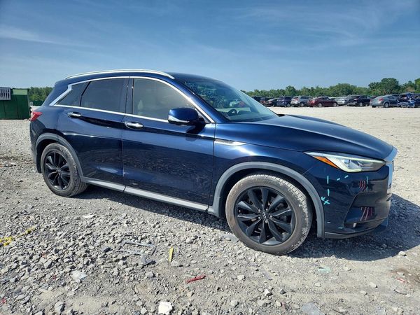 2021 INFINITI QX50 Essential