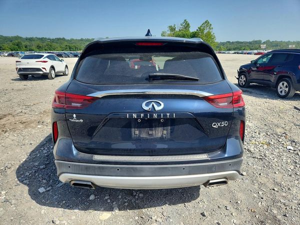 2021 INFINITI QX50 Essential