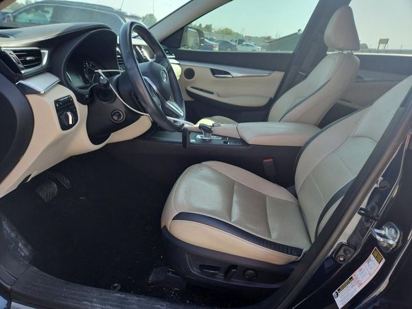 2021 INFINITI QX50 Essential