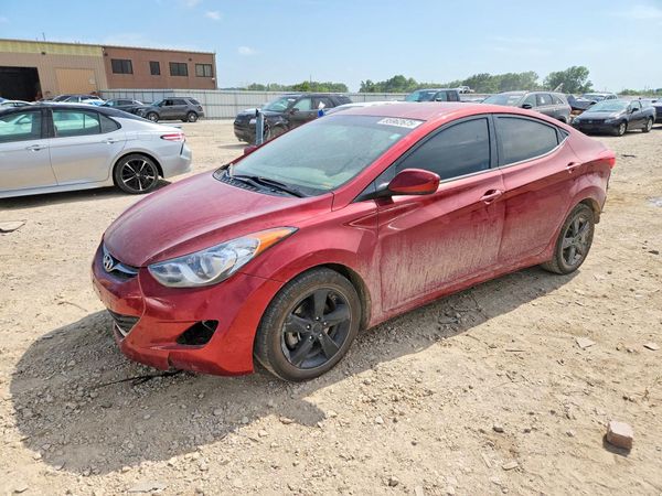 2013 HYUNDAI ELANTRA