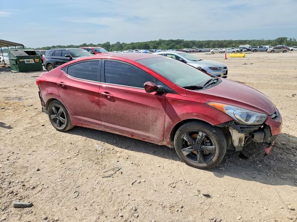 2013 HYUNDAI ELANTRA