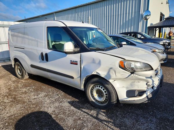 2015 RAM PROMASTER CITY SLT