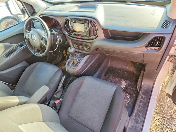 2015 RAM PROMASTER CITY SLT
